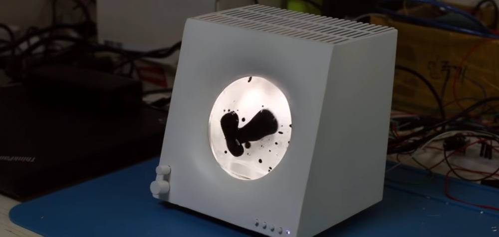 Une enceinte Bluetooth qui vous hypnotisera avec son ferrofluide